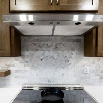 Caddy Court Kitchen & Mainfloor Remodel Before/Afters