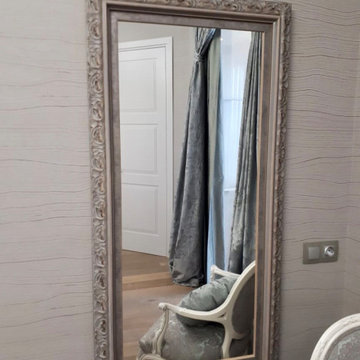 Зеркало в спальне