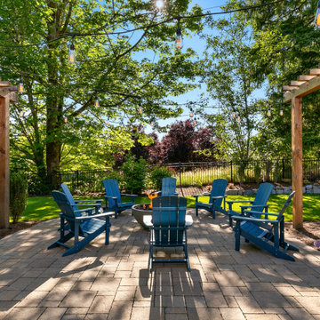 2-level entertaining in Sammamish