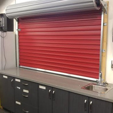 Residential roll up garage doors