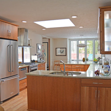 Welcoming Eclectic Kitchen Design - East Lansing