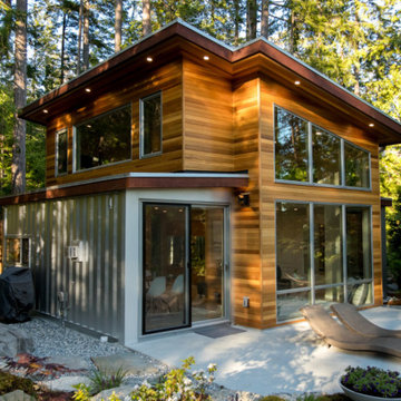 Crafty container house