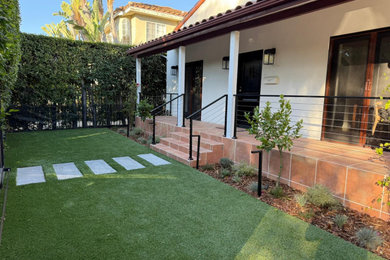 Design ideas for a landscaping in Los Angeles.