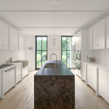 Greenpoint Townhouse - Sick House, Brick Garden
