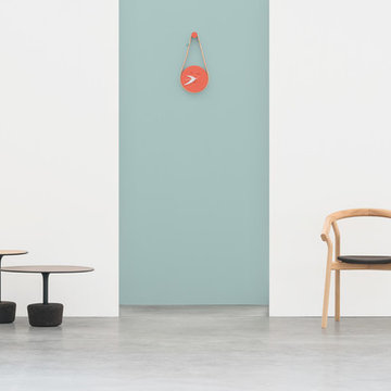 FLORA side and coffee table