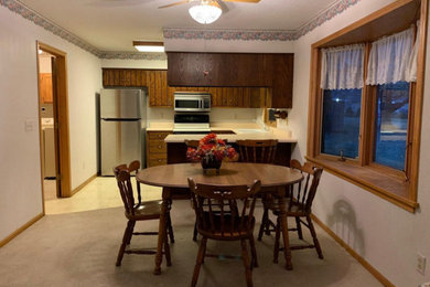 Dining room - dining room idea in Philadelphia