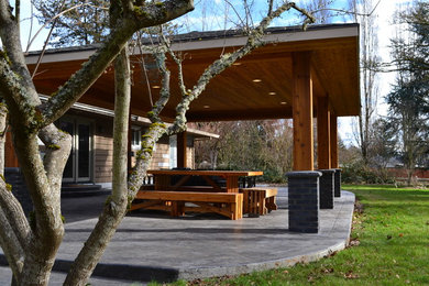 Mountain style home design photo in Portland