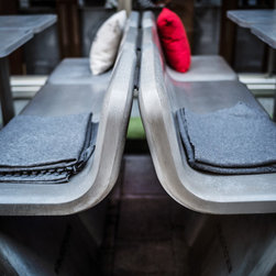 beton_heated benches - Furniture