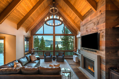 Living room - living room idea in San Francisco