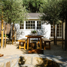 Lalogi / Village Home