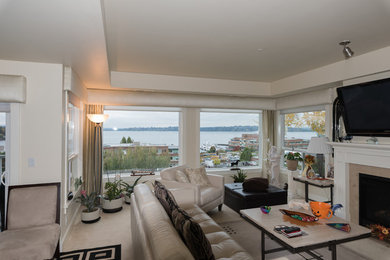 Trendy living room photo in Seattle
