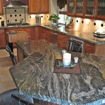 Wine Lover's Cherrywood Kitchen