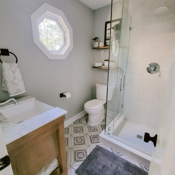 Count Kristopher Dr. Guest Bathroom
