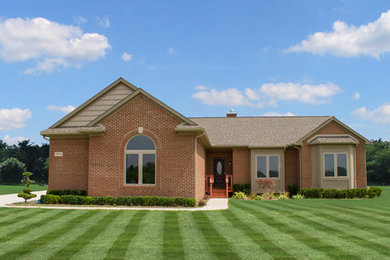 Traditional exterior home idea in Detroit