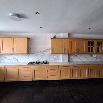 Warm Elegance with Arabescato Brown Quartz in Richmond