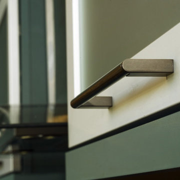 Top Knobs Cabinet & Bath Hardware
