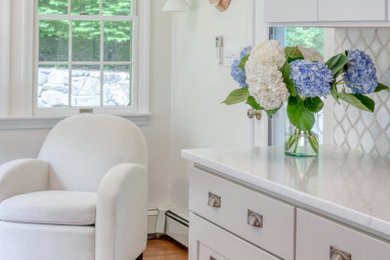 Example of a kitchen design in Boston