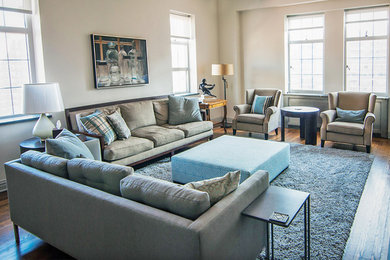 Elegant living room photo in New York