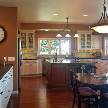 Traditional/Eclectic/Old World