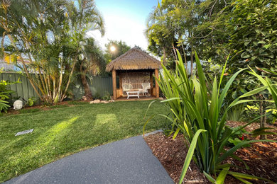 This is an example of a modern garden in Brisbane.