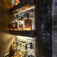 Bar / Wine Cellar
