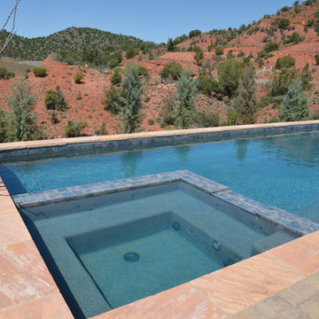 Pool with automatic cover and spa inside pool