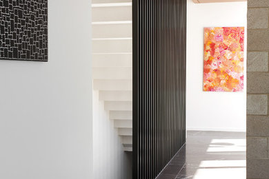 Contemporary hallway in Canberra - Queanbeyan.