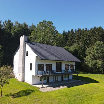 Restored Bank Barn Residence in Slippery Hook, PA