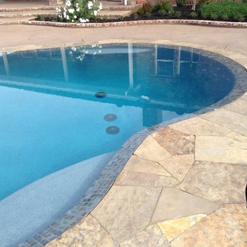 Lodi perimeter overflow pool
