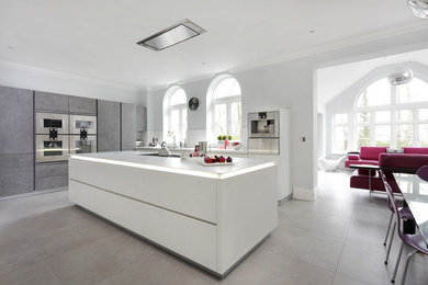 This is an example of a contemporary kitchen in London.