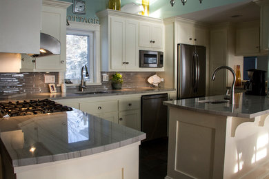 Inspiration for a modern kitchen remodel in Other with an undermount sink and stainless steel appliances