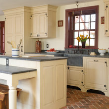 Modern farmhouse kitchen