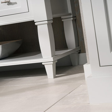 Luxurious Lakeshore Cottage Powder Room