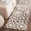Safavieh Dip Dye Collection DDY679 Rug, Ivory/Chocolate, 2'3"x6'