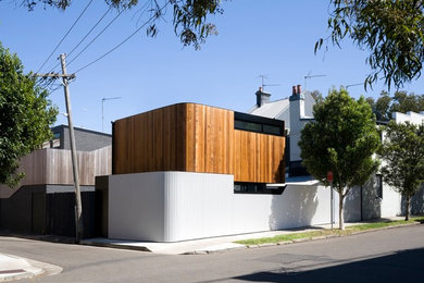 This is an example of a contemporary shed and granny flat in Sydney.