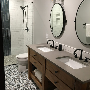 Spring Hill bathroom