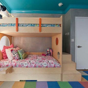 Tribeca; Adjoining rooms fitted with a loft bed and bunk bed