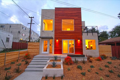 Trendy exterior home photo in San Diego