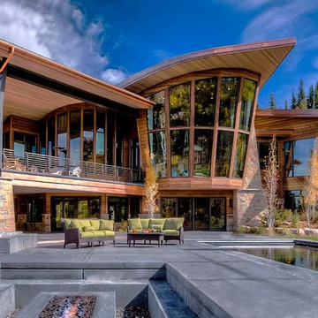 220 White Pine Canyon