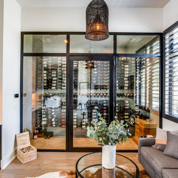 Inviting Wine Lounge