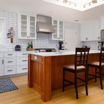 Architectural Open-Concept Culinary Layout