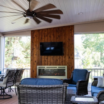 Screen Room Deck and Outdoor Kitchen Area