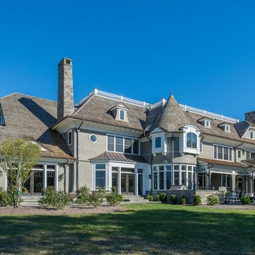 MENDHAM SHINGLE-STYLE ESTATE