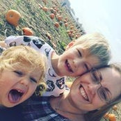 Michelle Gillott's photo