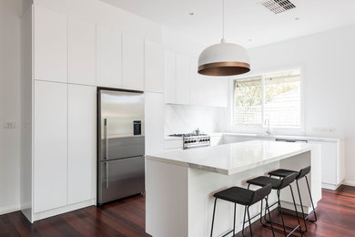 Design ideas for a kitchen in Melbourne.