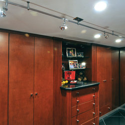 The Stratton - Storage And Organization