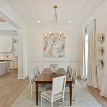 Dining/Bar Area
