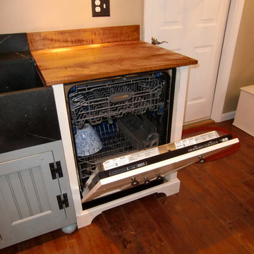 West Virginia Basic White Kitchen