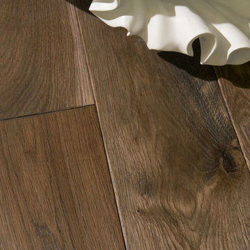8" Greycastle colour - Estate Plank Collection White Oak Hardwood Flooring