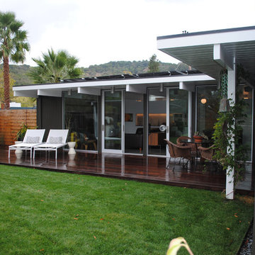 Las Ovejas Eichler Reconstruction + Addition